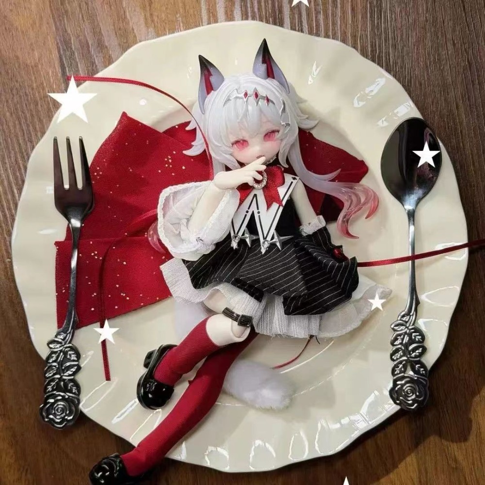 Inedible Doll Lunar Lore Meow  - Mystery Box Blind Bag review and price